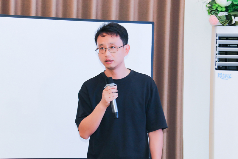 IMG_2404-opq3983898850 IMG_2404-opq3983898850